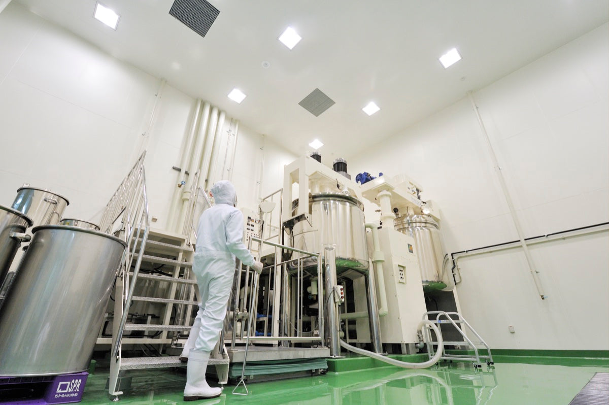 クリーンルーム完備の製造設備